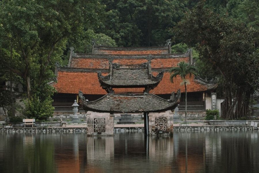 KIẾN TRÚC CỔ KÍNH CỦA CHÙA THẦY MANG ĐẬM PHONG CÁCH THỜI NHÀ LÝ