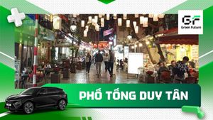 Review phố Tống Duy Tân Hà Nội: Có gì hấp dẫn thực khách?